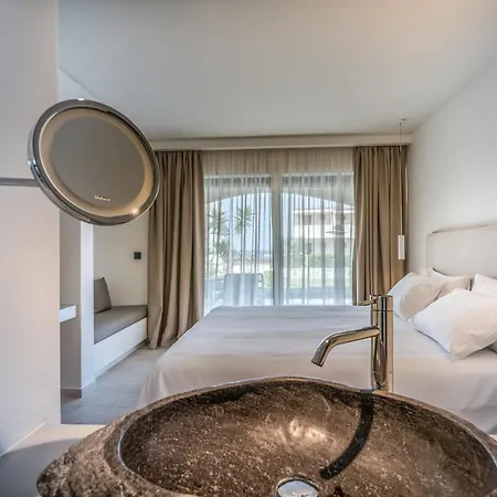 Caravel - Adults Only Hotel