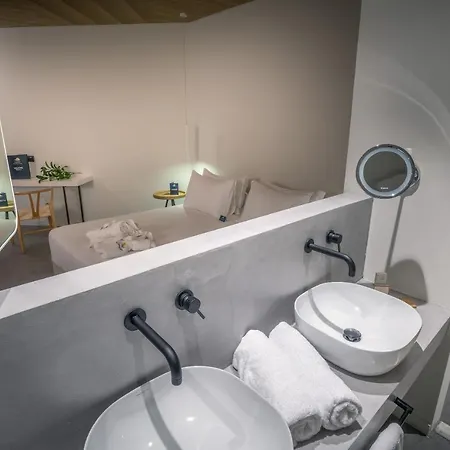 Hotel Caravel - Adults Only