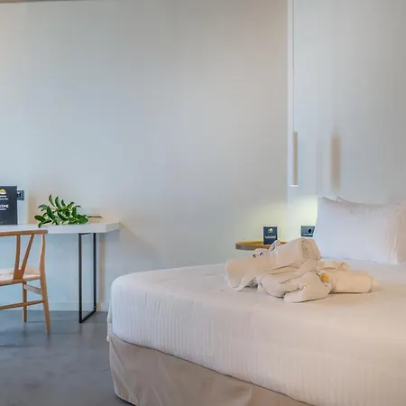 Caravel - Adults Only Otel 5*