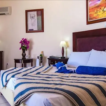 Caravel - Adults Only 5*