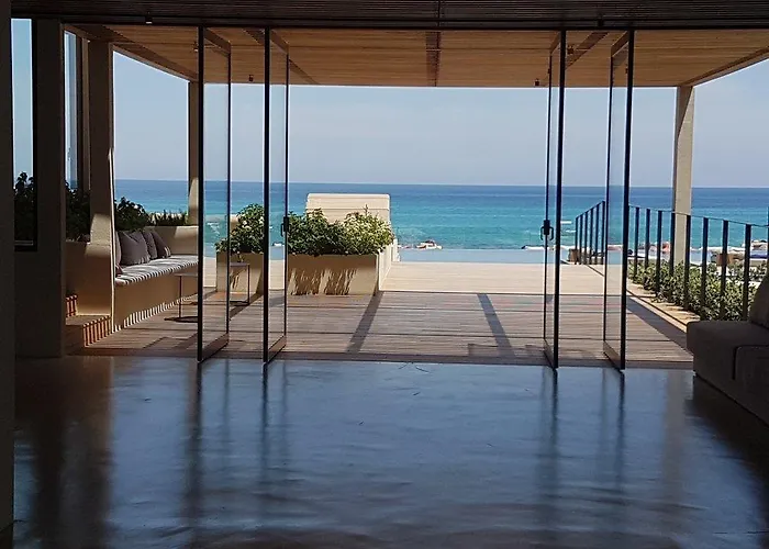 Caravel - Adults Only